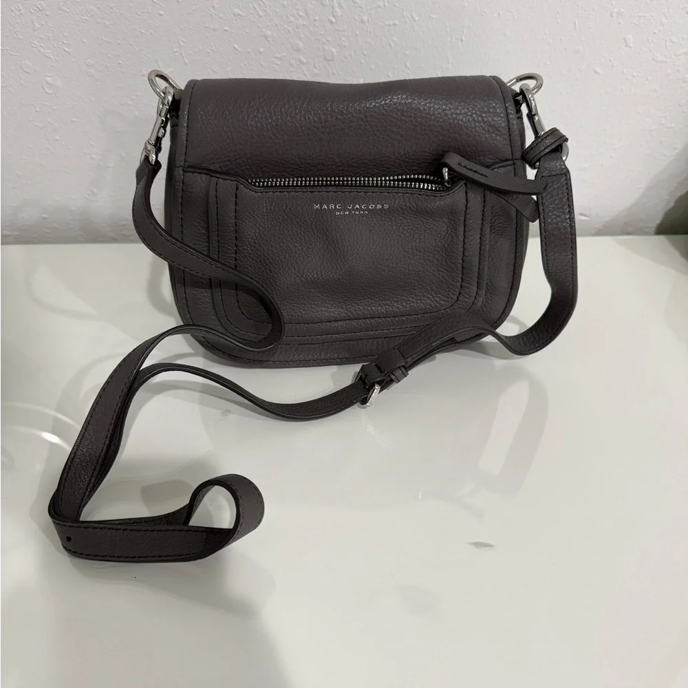 Marc Jacobs Charcoal Crossbody Bag - Picture 5 of 7